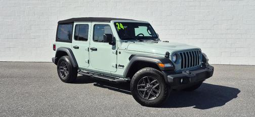 Earl Clearcoat 2024 Jeep Wrangler Sport