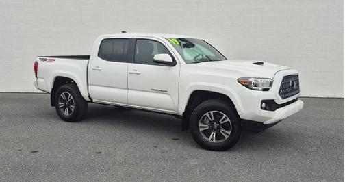 2019 Toyota Tacoma SR