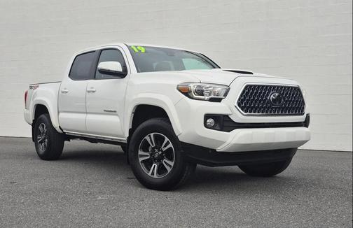 2019 Toyota Tacoma SR