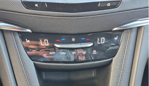 2025 Cadillac XT5 Luxury