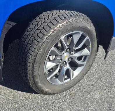 Rip Tide Blue 2026 Chevrolet Silverado 1500 LT