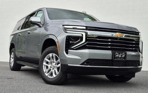 Sterling Gray Metallic 2026 Chevrolet Suburban LT