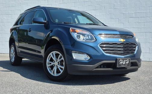 Patriot Blue Metallic 2017 Chevrolet Equinox LT