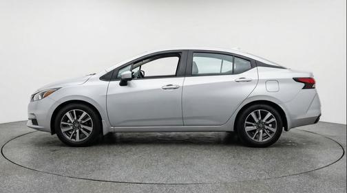 Brilliant Silver Metallic 2025 Nissan Versa 1.6 SV