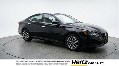 Super Black 2025 Nissan Altima SV FWD