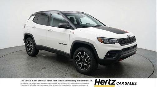 Bright White Clearcoat 2025 Jeep Compass Trailhawk