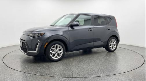 Gravity Gray 2025 Kia Soul LX
