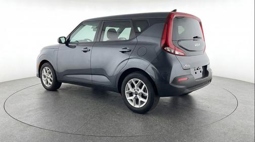 Gravity Gray 2025 Kia Soul LX
