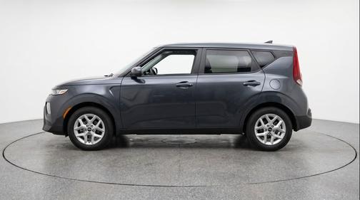 Gravity Gray 2025 Kia Soul LX