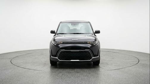 Fusion Black 2025 Kia Soul LX