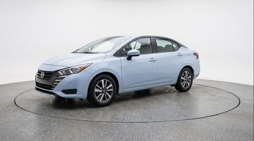 Gray Sky Pearl 2025 Nissan Versa 1.6 SV