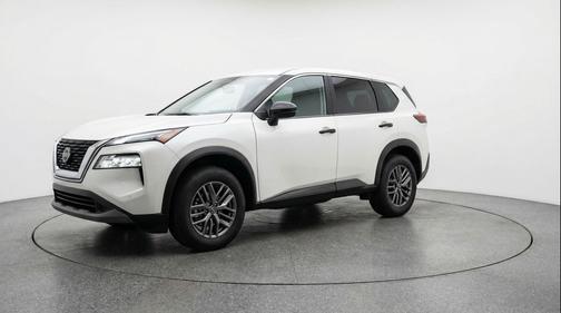Glacier White 2024 Nissan Rogue S