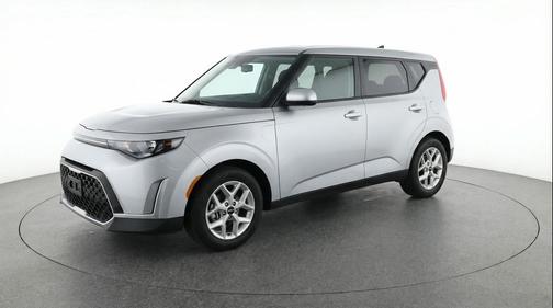 Steel Gray 2025 Kia Soul LX