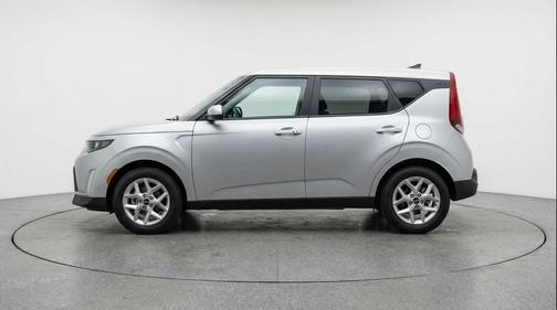 Steel Gray 2025 Kia Soul LX