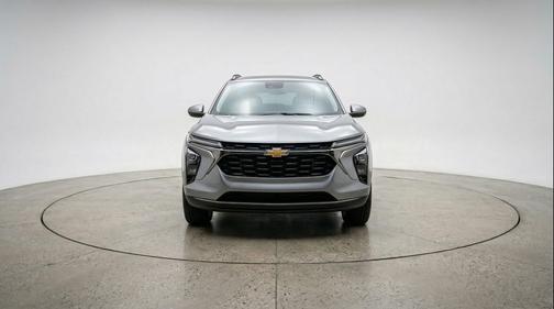 Sterling Gray Metallic 2025 Chevrolet Trax LT