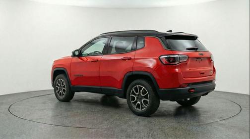 Red Hot Pearlcoat 2025 Jeep Compass Trailhawk