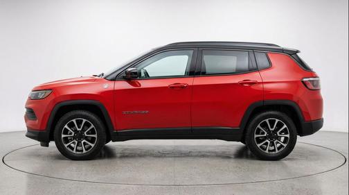 Red Hot Pearlcoat 2025 Jeep Compass Trailhawk