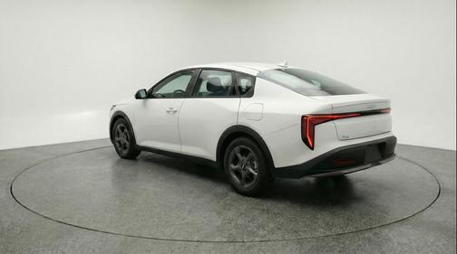 Snow White Pearl 2025 Kia K4 LXS