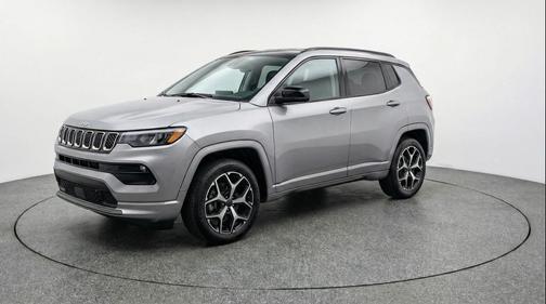 Silver Zynith Metallic Clearcoat 2025 Jeep Compass Limited
