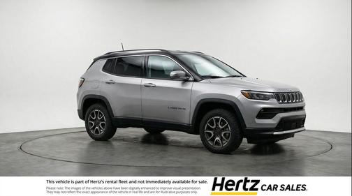 Silver Zynith Metallic Clearcoat 2025 Jeep Compass Trailhawk