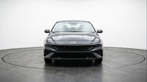 Ecotronic Gray 2025 Hyundai ELANTRA SEL