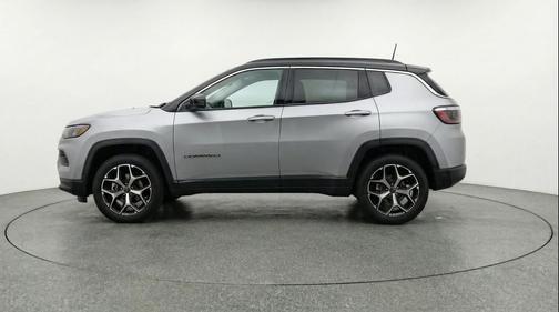 Silver Zynith Metallic Clearcoat 2025 Jeep Compass Limited