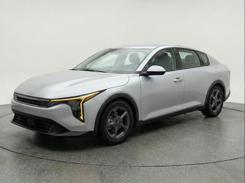 Steel Gray 2025 Kia K4 LXS
