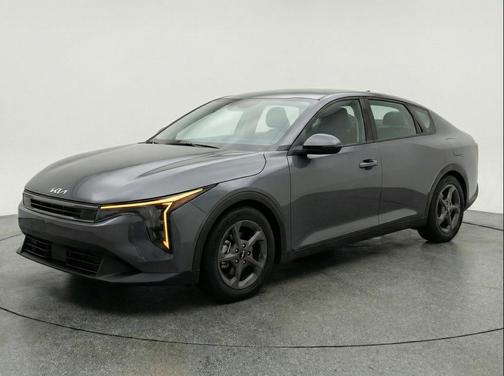 Interstellar Gray 2025 Kia K4 LXS