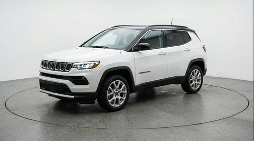 Bright White Clearcoat 2025 Jeep Compass Limited