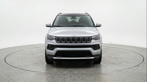 Silver Zynith Metallic Clearcoat 2025 Jeep Compass Limited