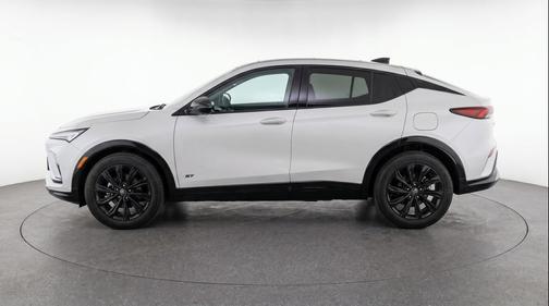 Summit White 2025 Buick Envista Sport Touring FWD