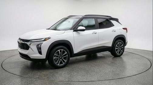 Summit White 2025 Chevrolet Trailblazer LT
