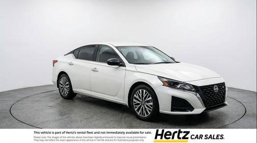 Glacier White 2025 Nissan Altima SV FWD