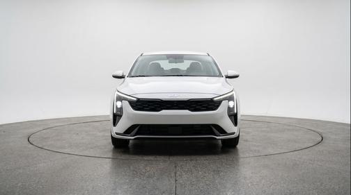Snow White Pearl 2025 Kia K4 LXS