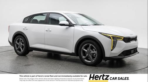Snow White Pearl 2025 Kia K4 LXS