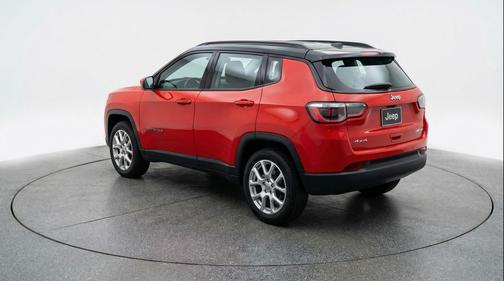 Red Hot Pearlcoat 2025 Jeep Compass Limited