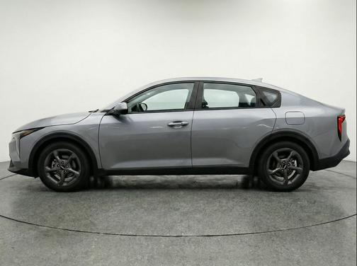 Steel Gray 2025 Kia K4 LXS