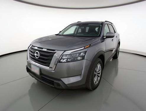Gun Metallic 2025 Nissan Pathfinder SV 4WD
