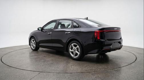 Aurora Black Pearl 2025 Kia K4 LXS