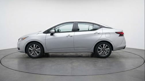 Brilliant Silver Metallic 2025 Nissan Versa 1.6 SV