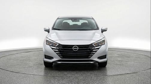 Brilliant Silver Metallic 2025 Nissan Versa 1.6 SV