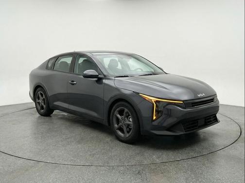 Interstellar Gray 2025 Kia K4 LXS