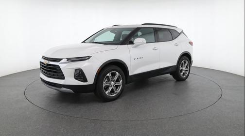 Summit White 2025 Chevrolet Blazer 2LT