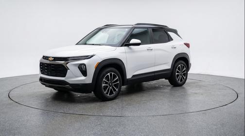 Summit White 2025 Chevrolet Trailblazer LT