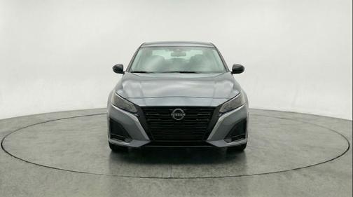 Gun Metallic 2025 Nissan Altima SV FWD