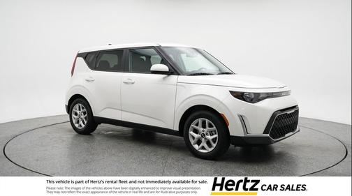 Snow White Pearl 2025 Kia Soul LX