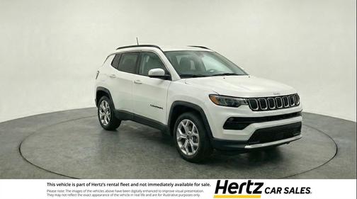 Bright White Clearcoat 2025 Jeep Compass Latitude