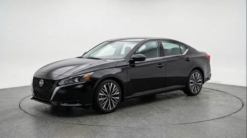 Super Black 2026 Nissan Altima SV FWD