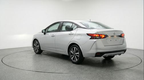 Brilliant Silver Metallic 2025 Nissan Versa 1.6 SV