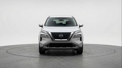 Brilliant Silver Metallic 2025 Nissan Rogue SV